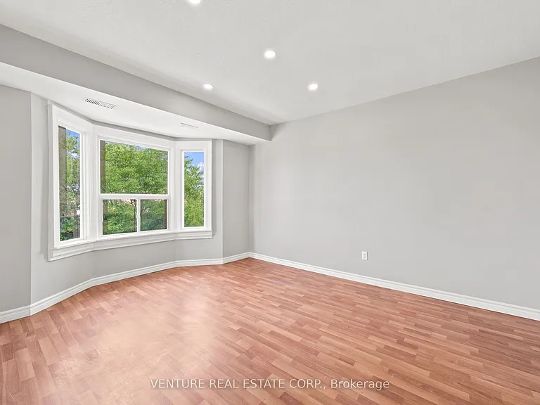 1228 Saint Clair Ave W #3 — Photo 16