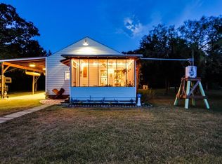 1041 Antioch Rd, Paige, TX 78659