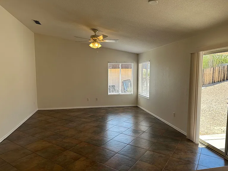 2939 Maracaibo Ln — Photo 10