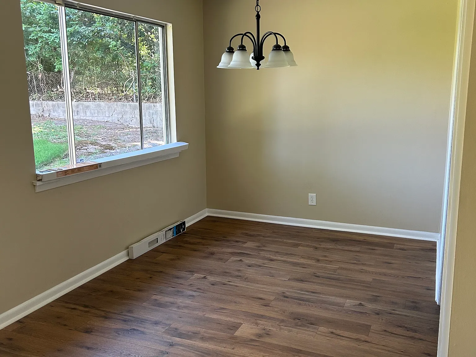 3 bed, 1612 sqft, $1,400 — Photo 3