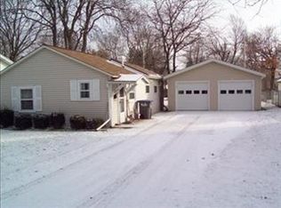 403 Sturgis St, Sturgis, MI 49091