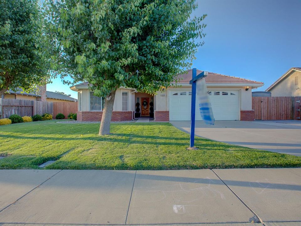 2nd image of 20248 W Crystal Dr