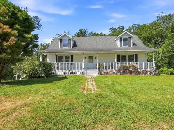 1699 Warren Ave, Norwalk, IA 50211