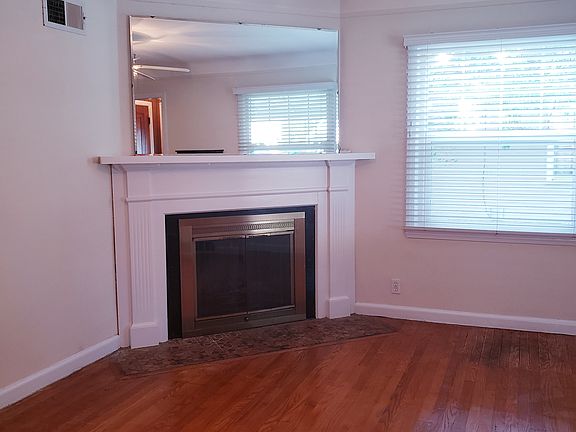 4th image of 21808 California St