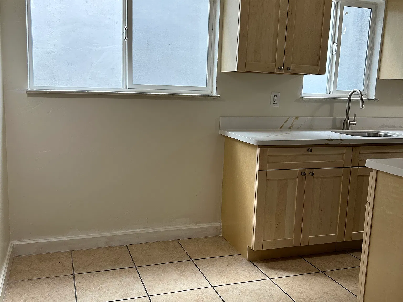 1 bed, 500 sqft, $2,200 — Photo 3