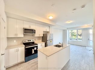 3538 Colonial Dr #19, Mississauga, ON L5L 0C1