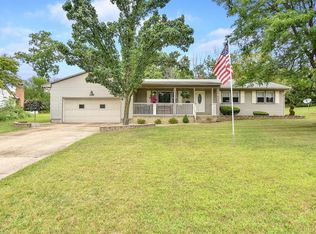 461 Oakridge Dr, Youngstown, OH 44512