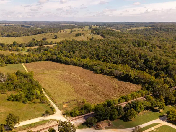 000 Weatherstone Road, Mammoth Spring, AR 72554