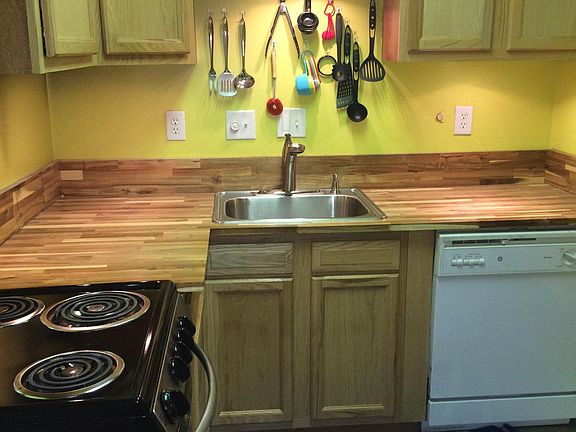 3rd image of 2059 Huntington Ave APT 600
