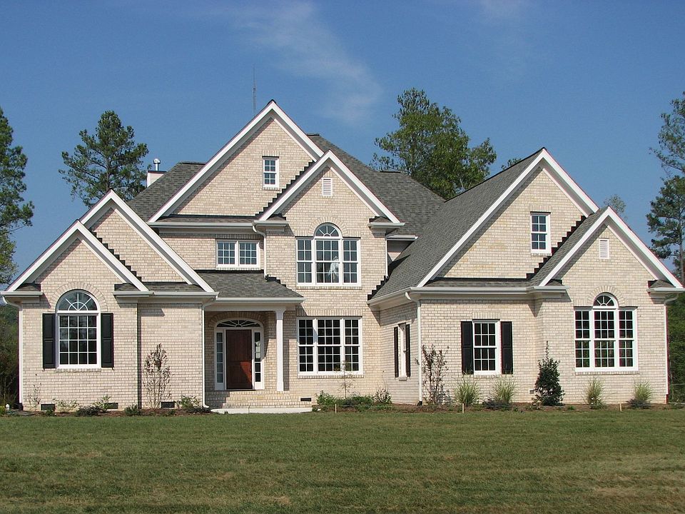 Parade of Homes Entry