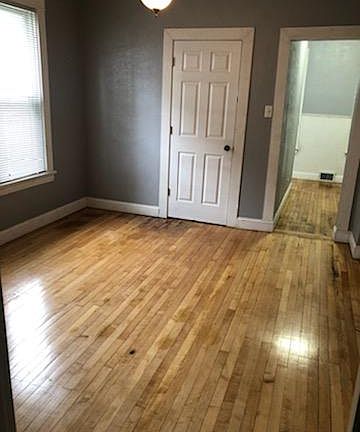 4th image of 658 Minnehaha Ave W #1