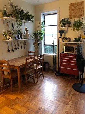 Rented by Premier Metro Realty Corp | media 19