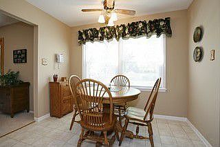 Kitchen / Breakfast Room