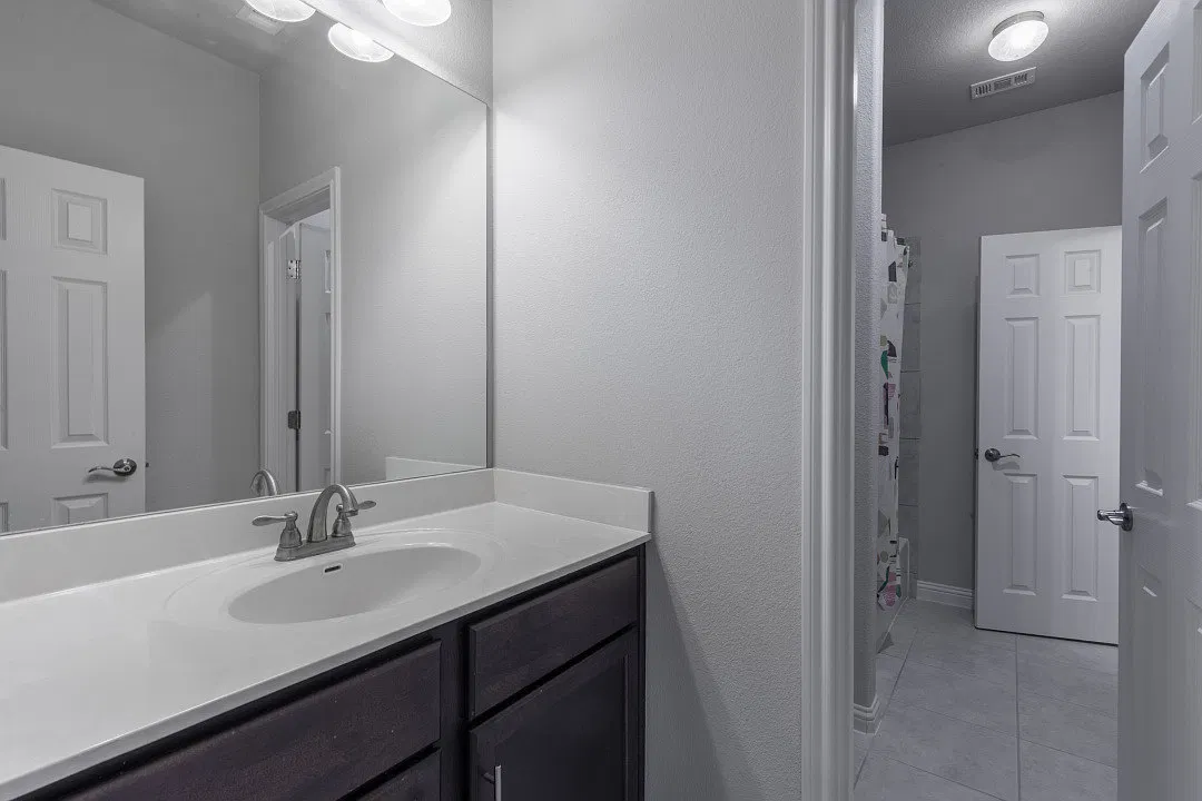 4 bed, 3020 sqft, $3,349 — Photo 2