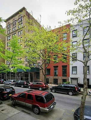 Rented by REAL New York | media 18