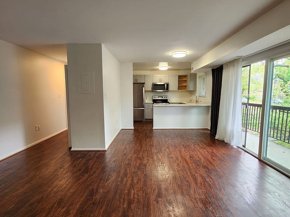 Open concept kitchen living dining