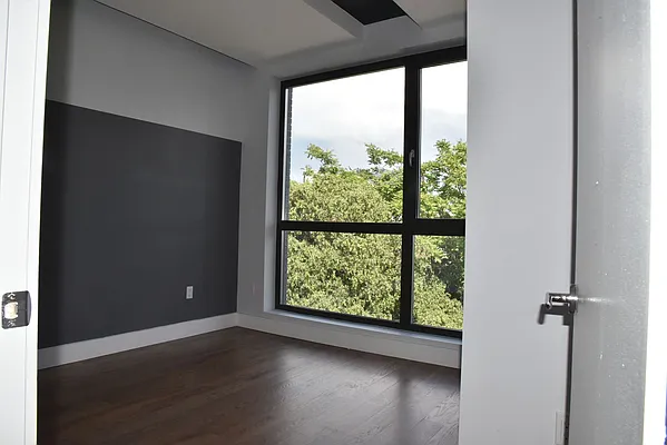 Rented by Cyberapts Management | media 53