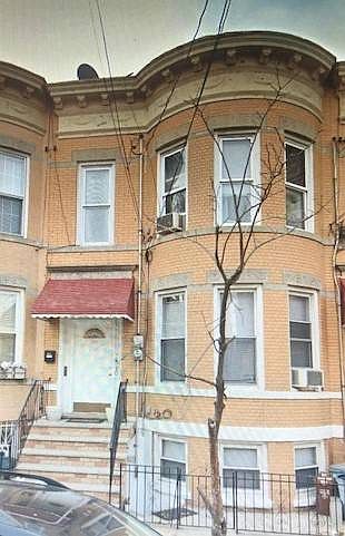 1st image of 7516 62nd St