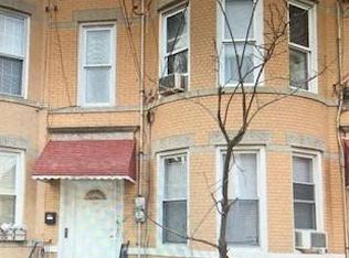 7516 62nd St, Glendale, NY 11385