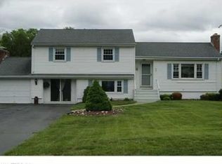 34 Kimball Rd, Wethersfield, CT 06109