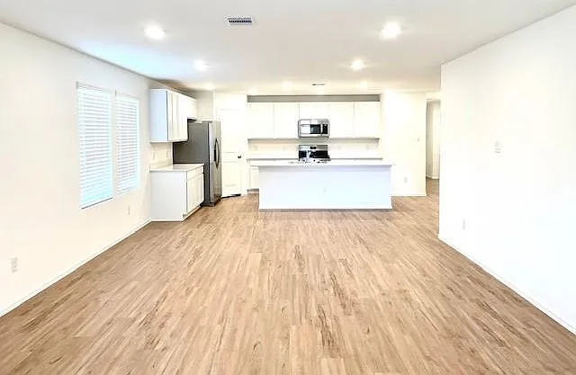 18646 Gravago Ln — Photo 12