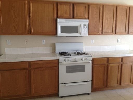 4th image of 2885 Stilt Ln