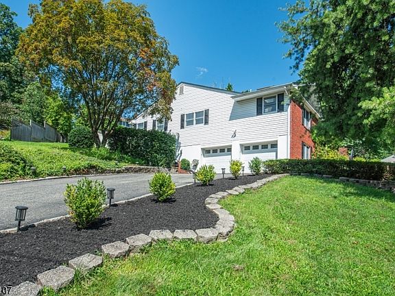 2nd image of 78 Sun Valley Way