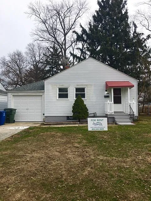248 Lowell Rd photo 1