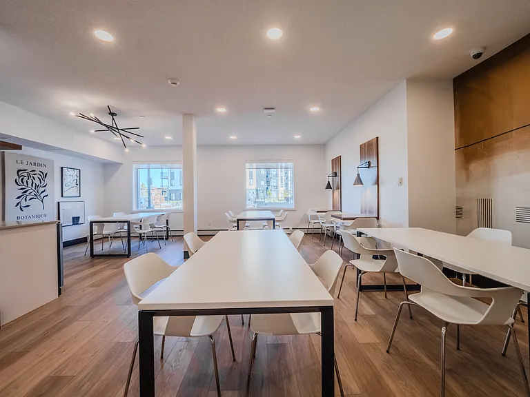 203 Salisbury Way — Photo 36