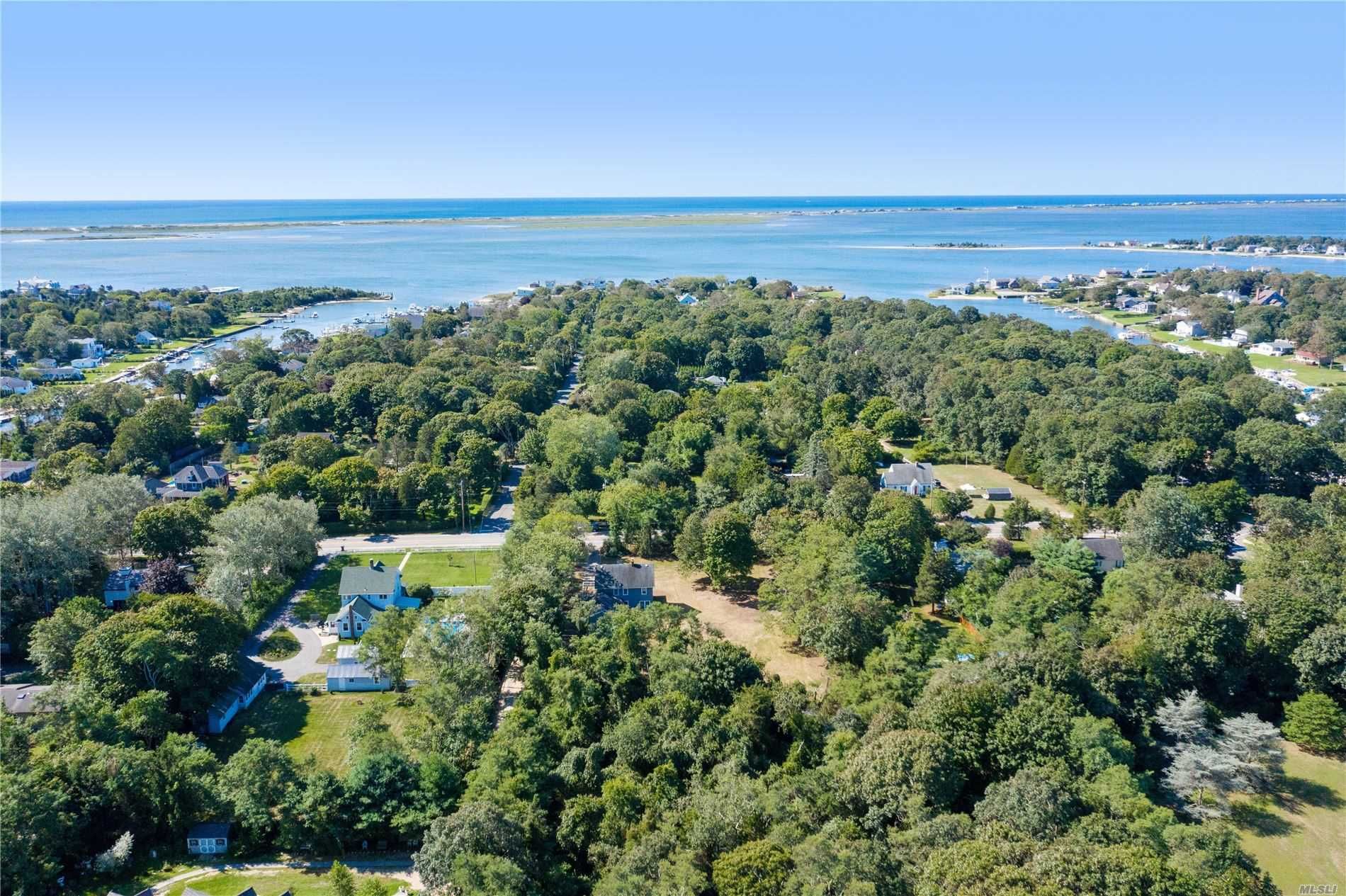 11 Shinnecock Rd in Hampton Bays Out East