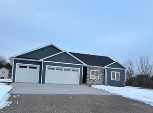 N3624 Gavin Dr, Appleton, WI 54913