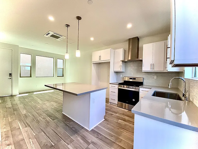 191 Log Pond Ln — Photo 2