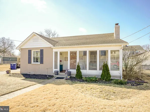 202 Arch St, Delran, NJ 08075