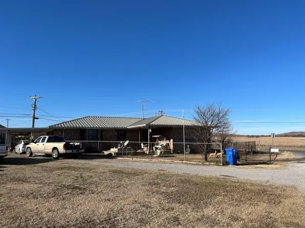 3 Lawtonka Rd, Lawton, OK 73507