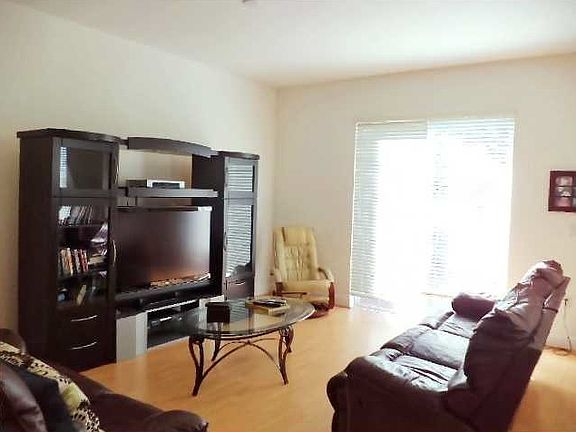 5th image of 8660 Blaze Ct
