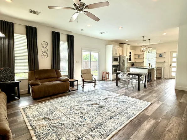 633 Rose Garden Dr #3, McKinney, TX 75072