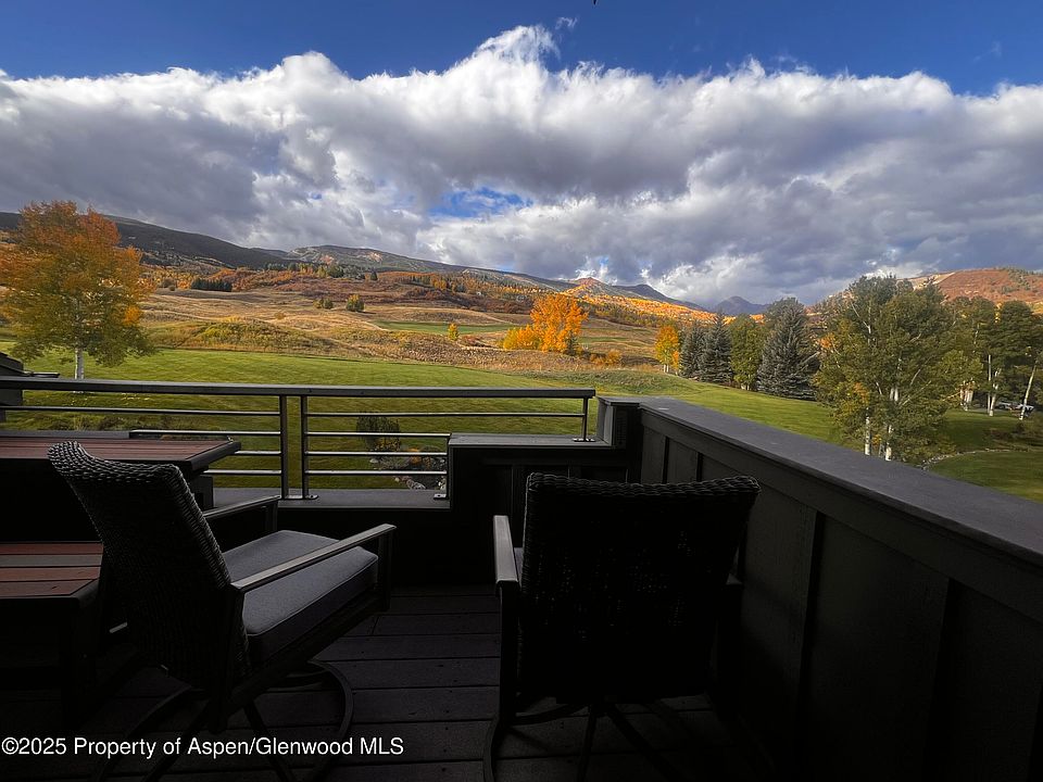 2nd image of 150 Snowmass Club Cir #1535