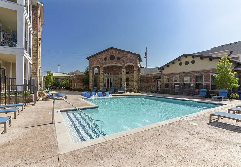 McKinney Pointe — Photo 21