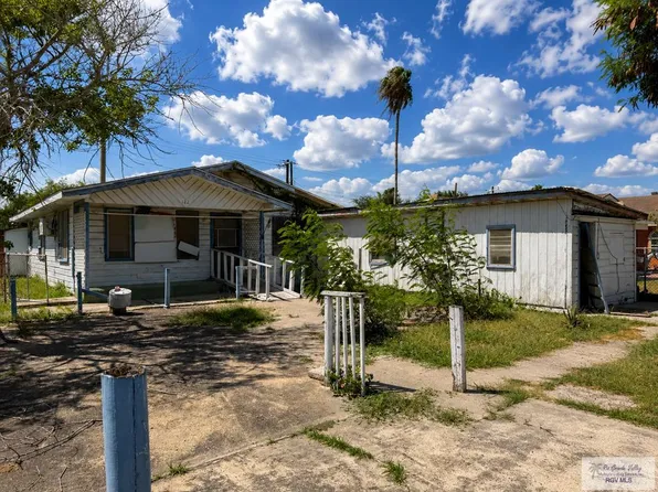 122 W Adams St, Port Isabel, TX 78578