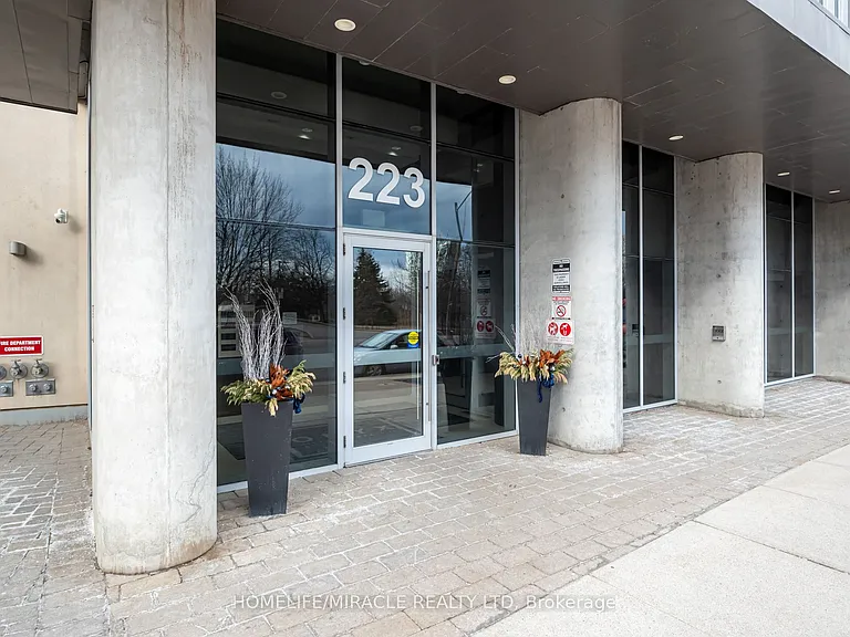 223 Webb Dr #502 — Photo 4