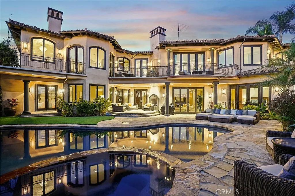 6 bed, 9047 sqft, $40,000 — Photo 1