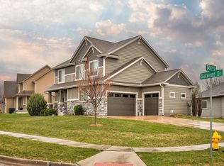 14308 Oakwood Dr, Urbandale, IA 50323
