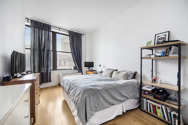 Sold by Erin Brennan, LREB | media 3