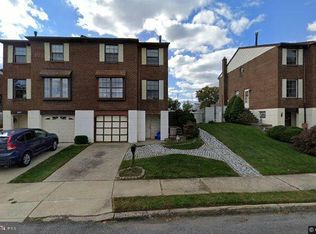 1258 Hemlock Dr, Philadelphia, PA 19116
