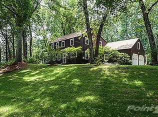 9 Hitchin Post Rd, Chelmsford, MA 01824
