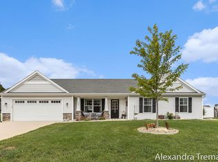 4622 Wren Dr SE, Caledonia, MI 49316