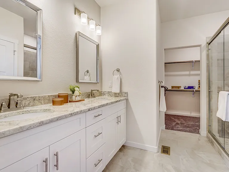 5763 Villa Lorenzo Dr — Photo 10