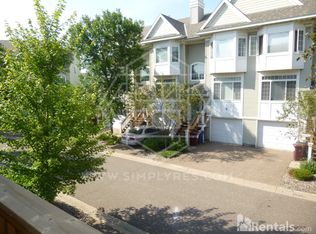 174 Christenson Ct NE, Fridley, MN 55432