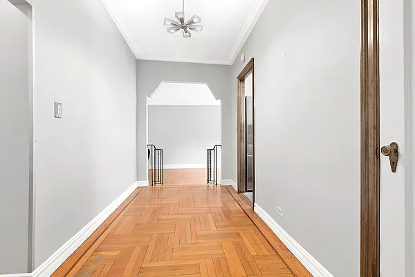Sold by Compass | media 5
