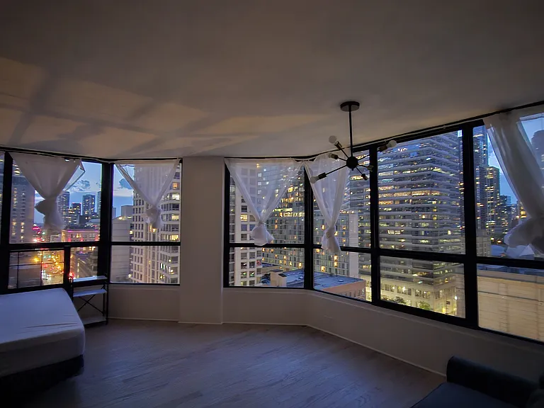 405 N Wabash Ave #1003 — Photo 13